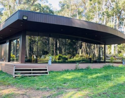 Luxury Evergreen Escape in Musk, Australia